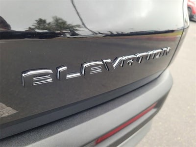 2025 GMC Acadia Elevation