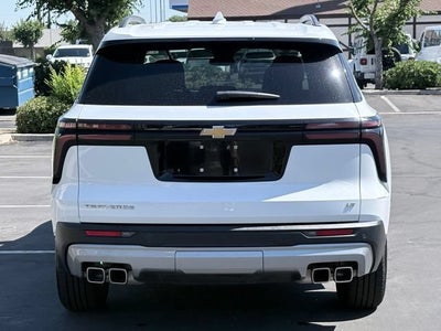2024 Chevrolet Traverse LT