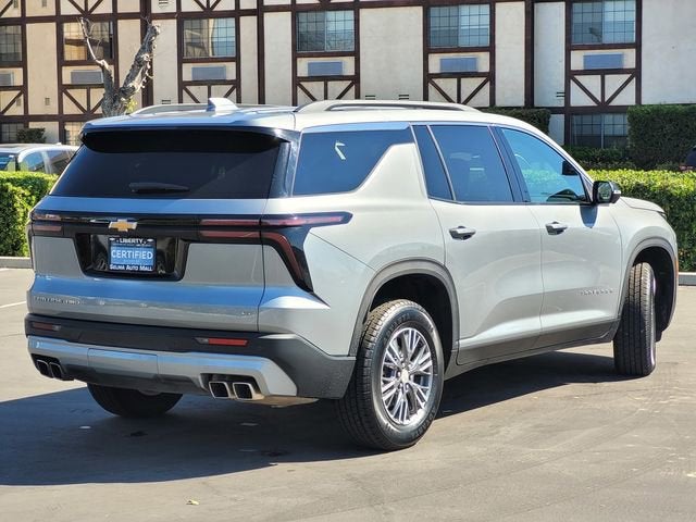 2024 Chevrolet Traverse LT