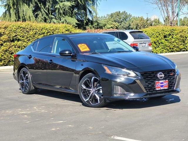 2023 Nissan Altima SR FWD