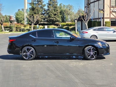 2023 Nissan Altima SR FWD