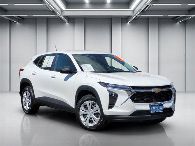 2025 Chevrolet Trax LS