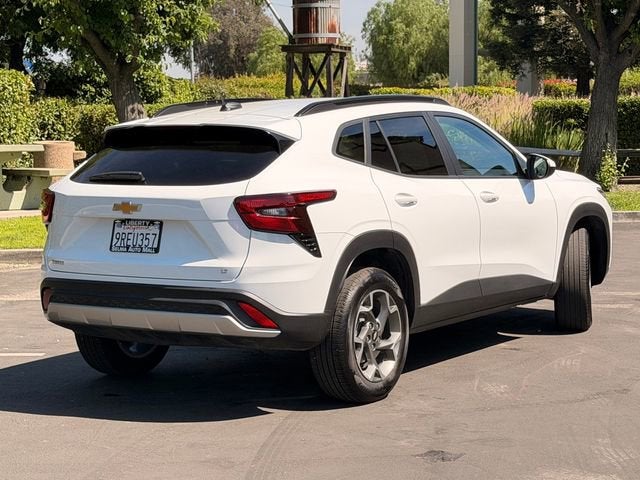 2025 Chevrolet Trax LT