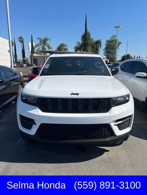 2023 Jeep Grand Cherokee Altitude X 4x4's photo