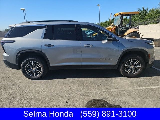 2024 Chevrolet Traverse AWD LT