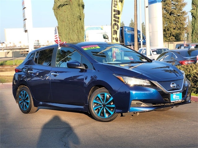 Used 2022 Nissan LEAF S with VIN 1N4AZ1BV4NC563735 for sale in Selma, CA