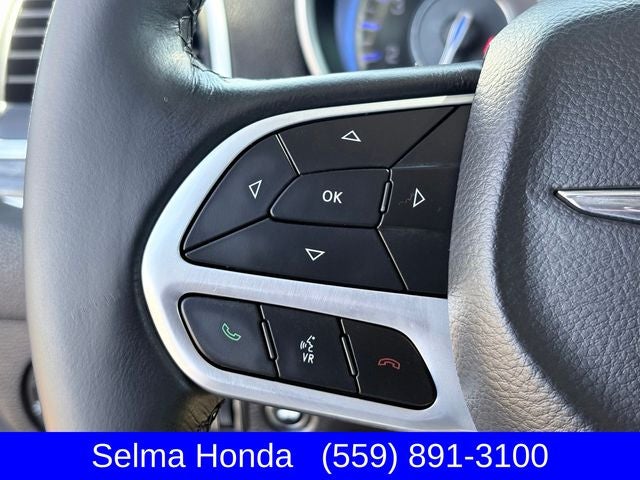2022 Chrysler 300 Touring L