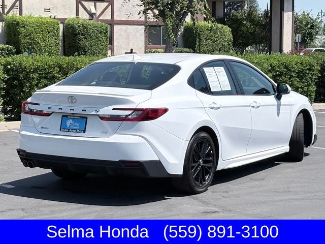 2025 Toyota Camry SE