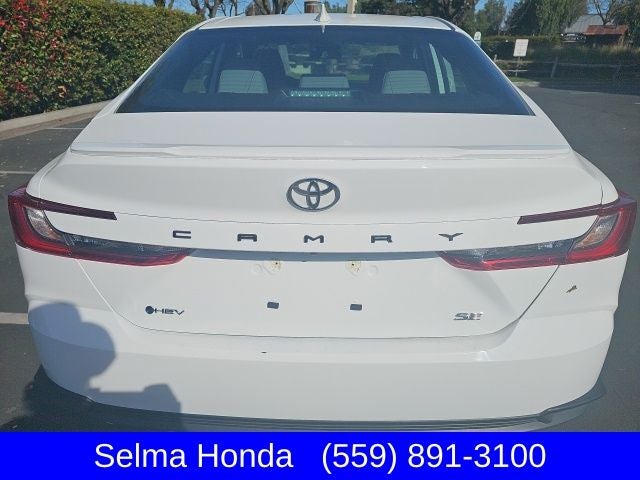2025 Toyota Camry SE