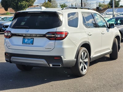 2025 Honda Pilot Touring