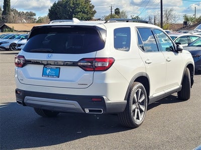 2025 Honda Pilot Touring