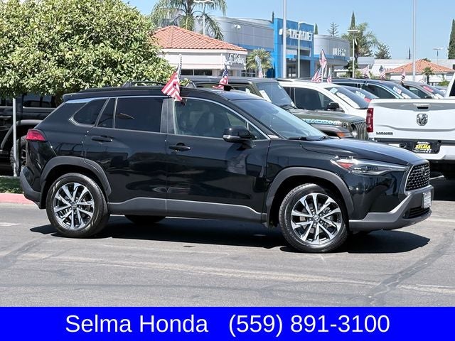 2024 Toyota Corolla Cross XLE