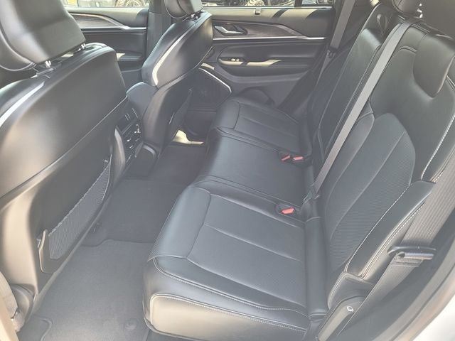 2024 Jeep Grand Cherokee Overland 4x4