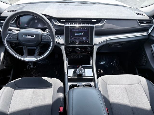 2024 Jeep Grand Cherokee L Laredo 4x4
