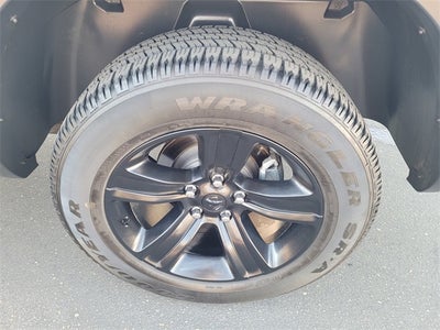 2022 RAM 1500 Classic Warlock Quad Cab 4x2 6'4' Box