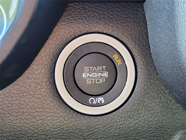 2025 RAM 1500 Tradesman Crew Cab 4x4 5'7' Box