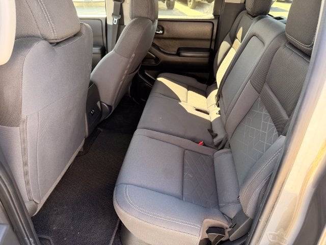 2025 Nissan Frontier Crew Cab SV 4x2