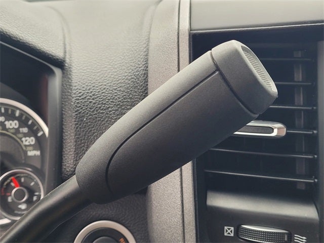 2024 RAM 3500 Tradesman Crew Cab 4x4 6'4' Box