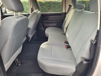 2018 RAM 2500 Tradesman Crew Cab 4x4 6'4' Box