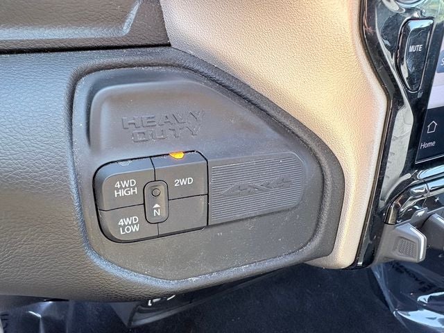 2024 RAM 2500 Laramie Crew Cab 4x4 6'4' Box