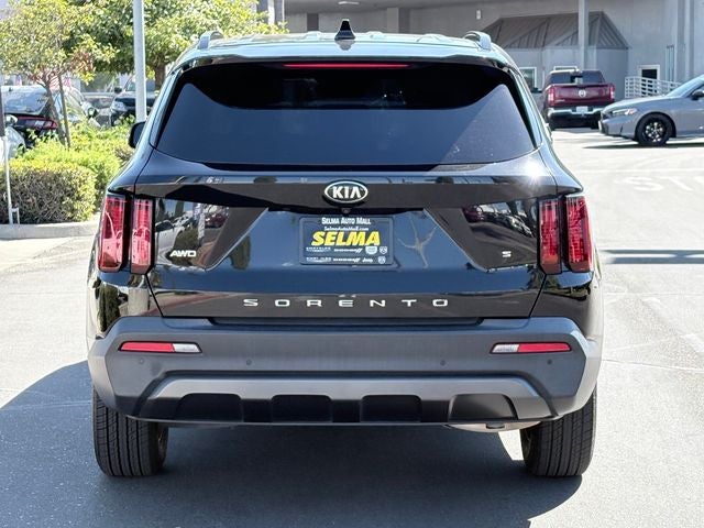 2021 Kia Sorento S