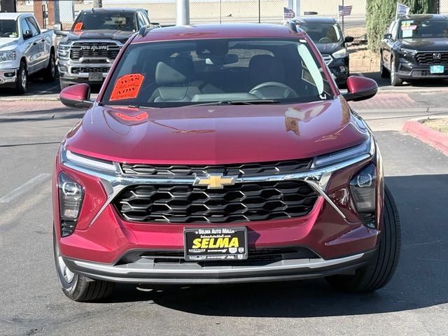 2025 Chevrolet Trax FWD LT