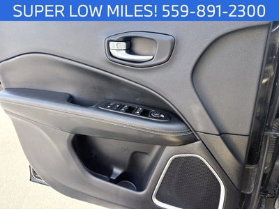 2020 Jeep Compass Latitude w/Sun/Safety Pkg