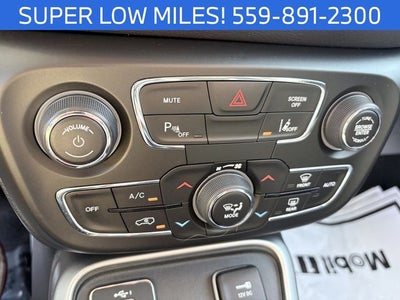 2020 Jeep Compass Latitude w/Sun/Safety Pkg
