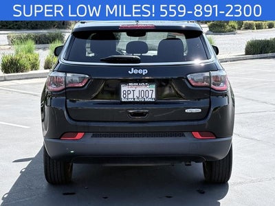 2020 Jeep Compass Latitude w/Sun/Safety Pkg