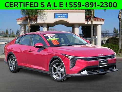 2025 Kia K4 LXS