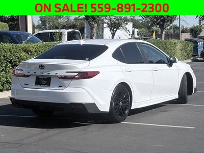2025 Toyota Camry SE
