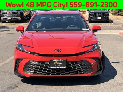 2025 Toyota Camry SE