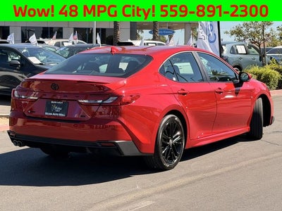 2025 Toyota Camry SE