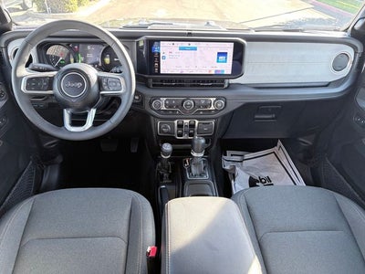 2025 Jeep Wrangler Sahara 4xe