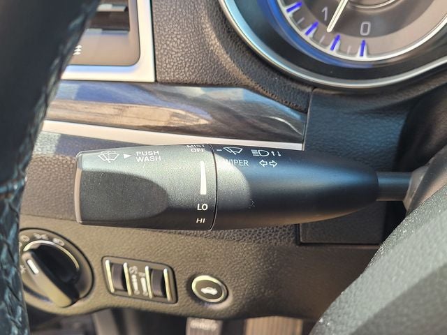 2020 Chrysler 300 Touring