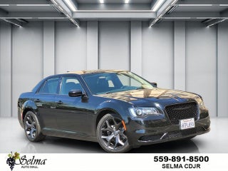 2020 Chrysler 300 Touring