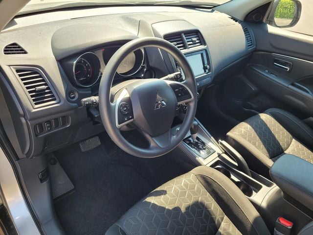 2025 Mitsubishi Outlander Sport Base