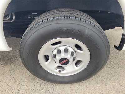 2023 GMC Savana 3500 LS