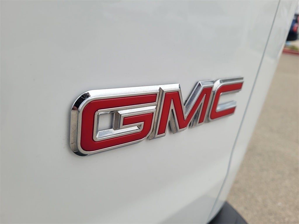 2023 GMC Savana 3500 LS