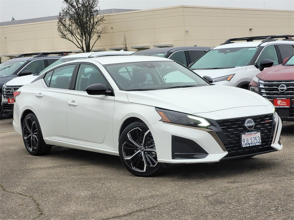 2023 Nissan Altima 2.5 SR