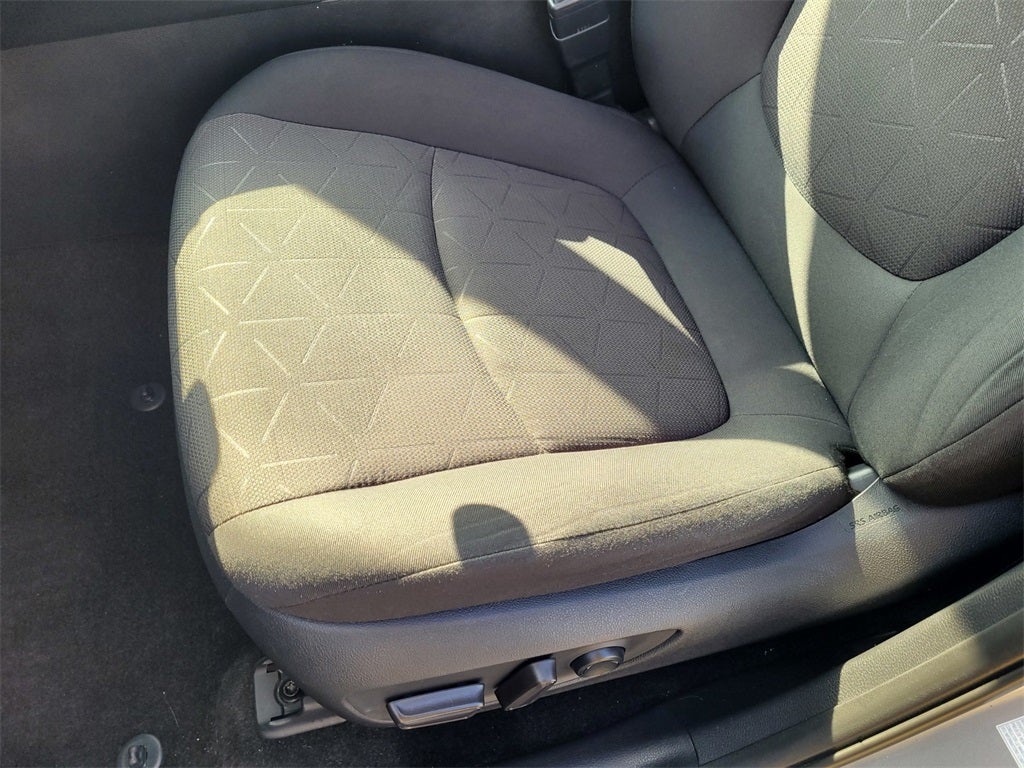 2019 Toyota RAV4 Hybrid XLE