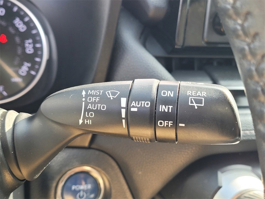 2019 Toyota RAV4 Hybrid XLE