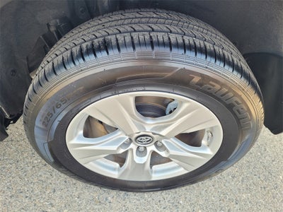 2019 Toyota RAV4 Hybrid XLE