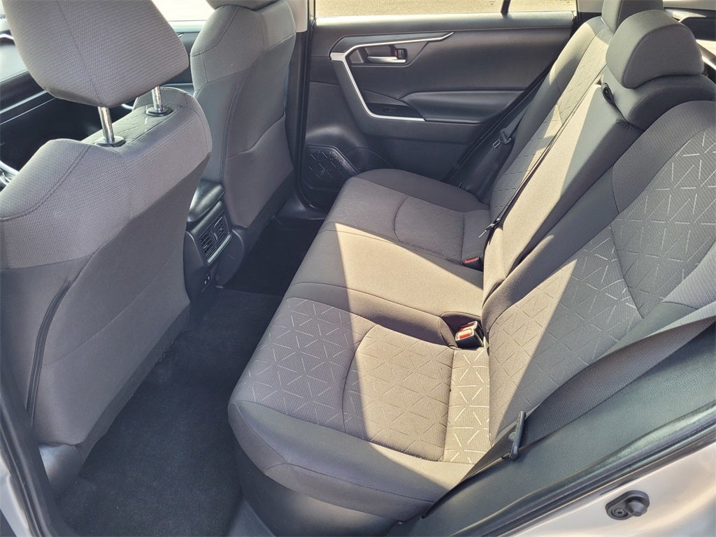 2019 Toyota RAV4 Hybrid XLE