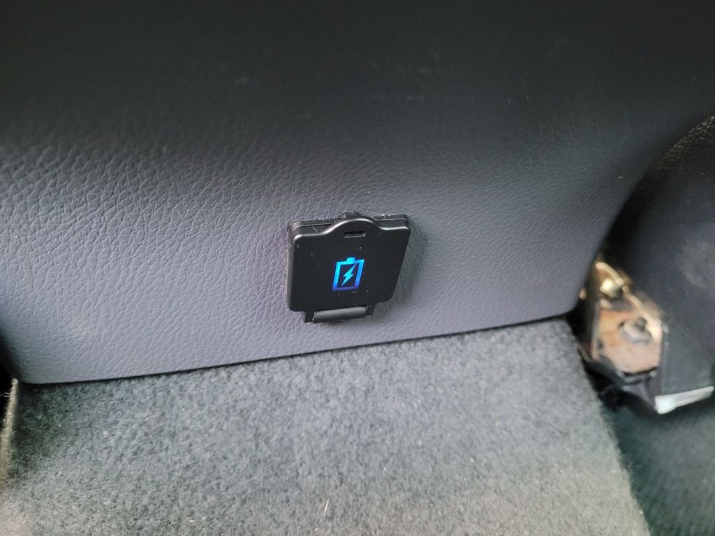 2023 Toyota Camry Hybrid LE