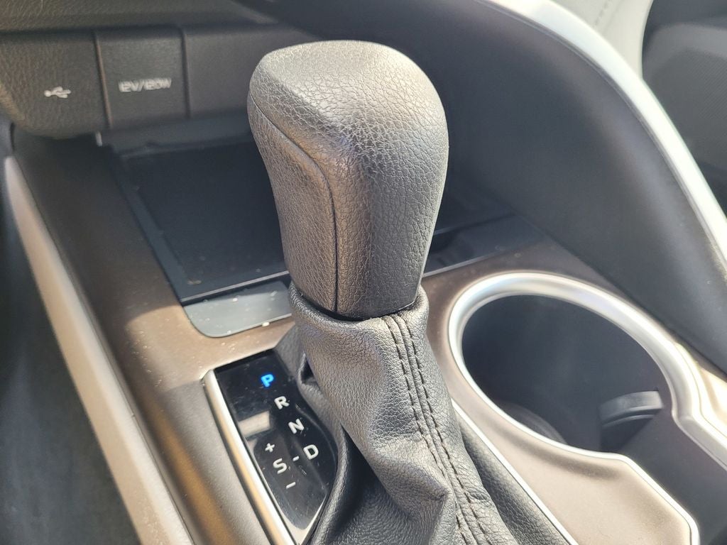 2023 Toyota Camry Hybrid LE