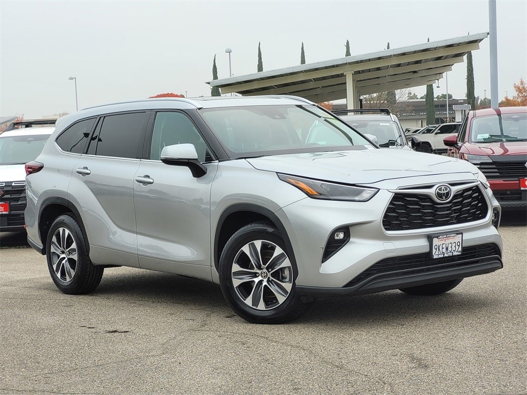2024 Toyota Highlander XLE