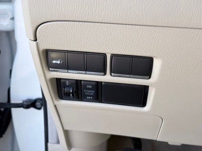 2016 INFINITI QX80 Base