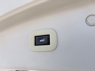 2016 INFINITI QX80 Base