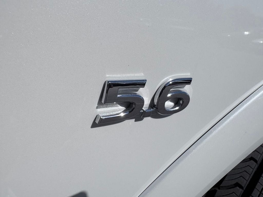 2016 INFINITI QX80 Base